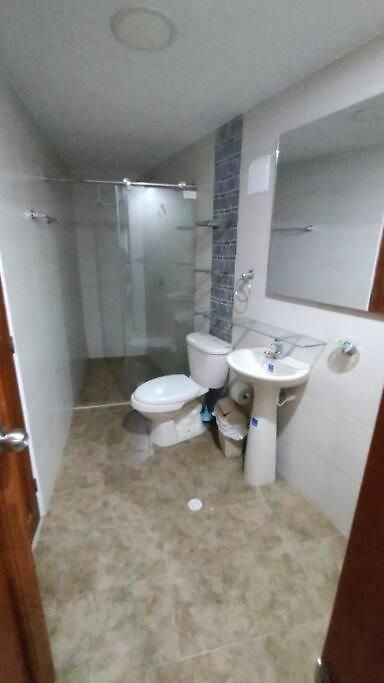 Confort En La Zona Del Laguito Apartamento